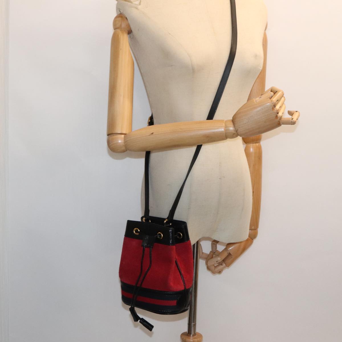 GUCCI Sherry Line Shoulder Bag Suede Red Gold Navy 550620 Auth bs18146