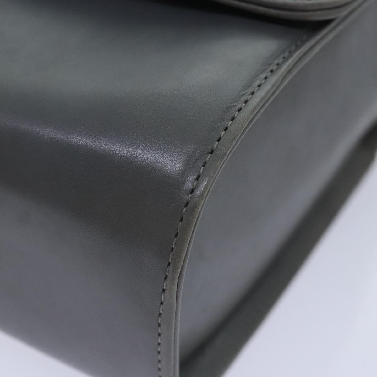 Salvatore Ferragamo Chain Shoulder Bag Leather Gray Gold Auth bs18233