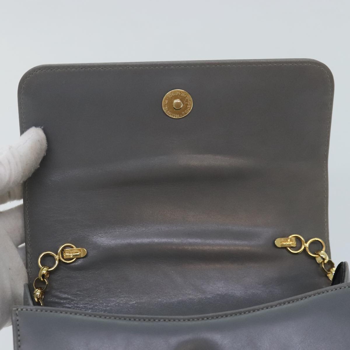 Salvatore Ferragamo Chain Shoulder Bag Leather Gray Gold Auth bs18233
