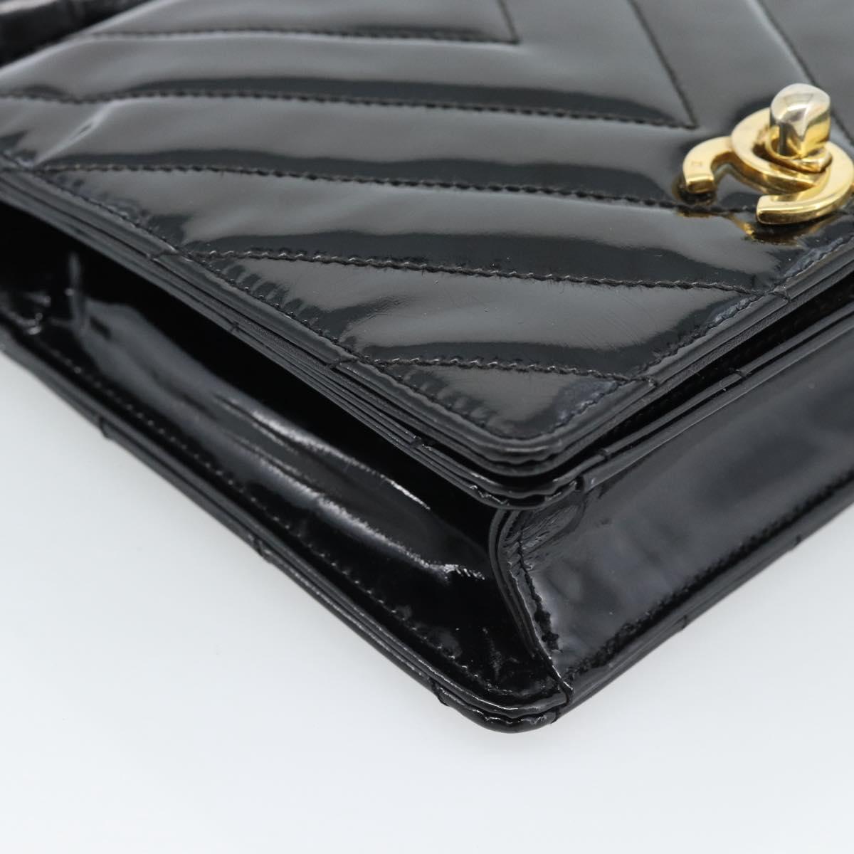 CHANEL V Stitch Waist bag Patent leather Black Gold CC Auth bs18829