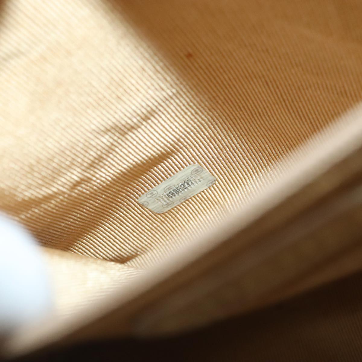 CHANEL Chain Shoulder Bag Calf Skin Beige Gold CC Auth bs18835