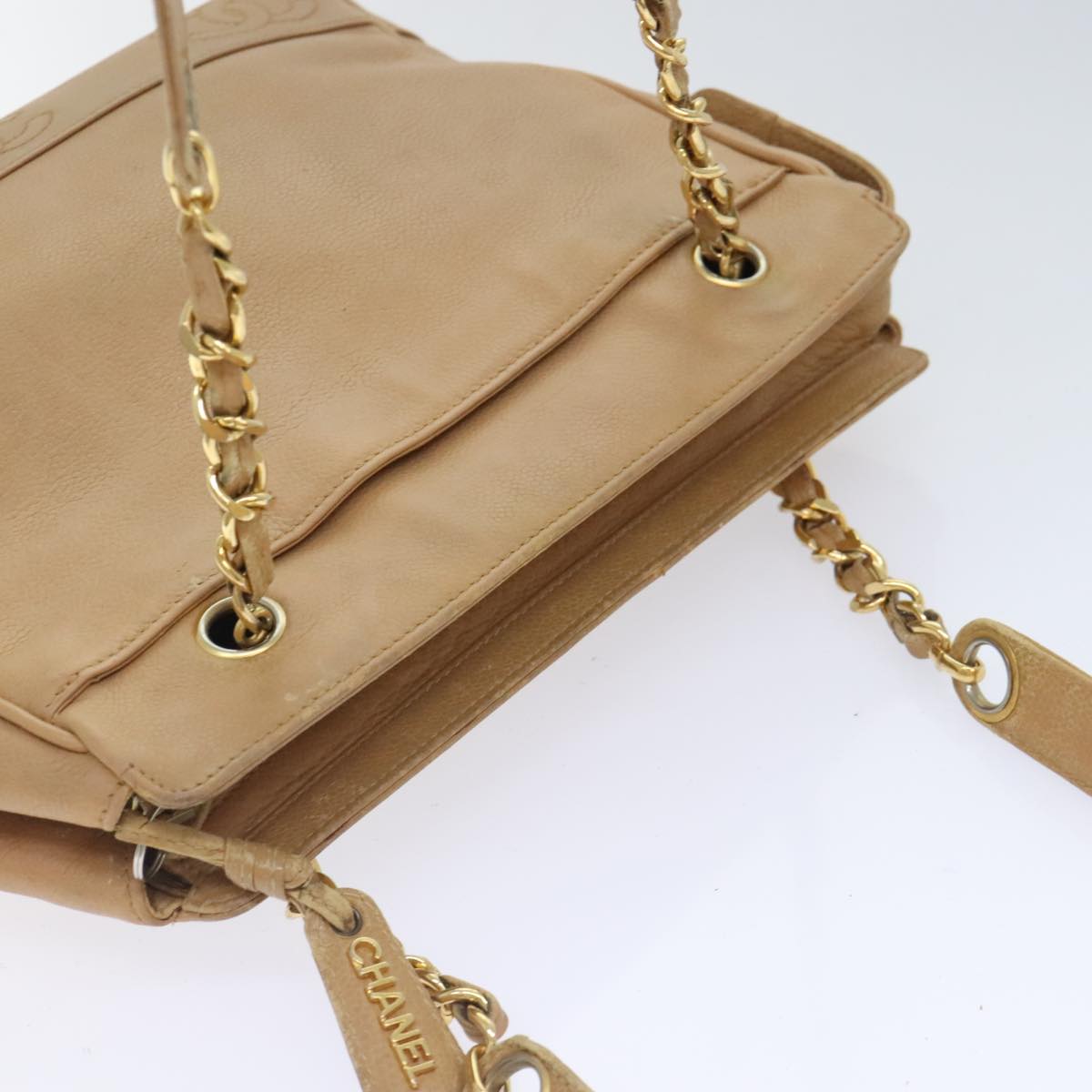 CHANEL Chain Shoulder Bag Calf Skin Beige Gold CC Auth bs18835
