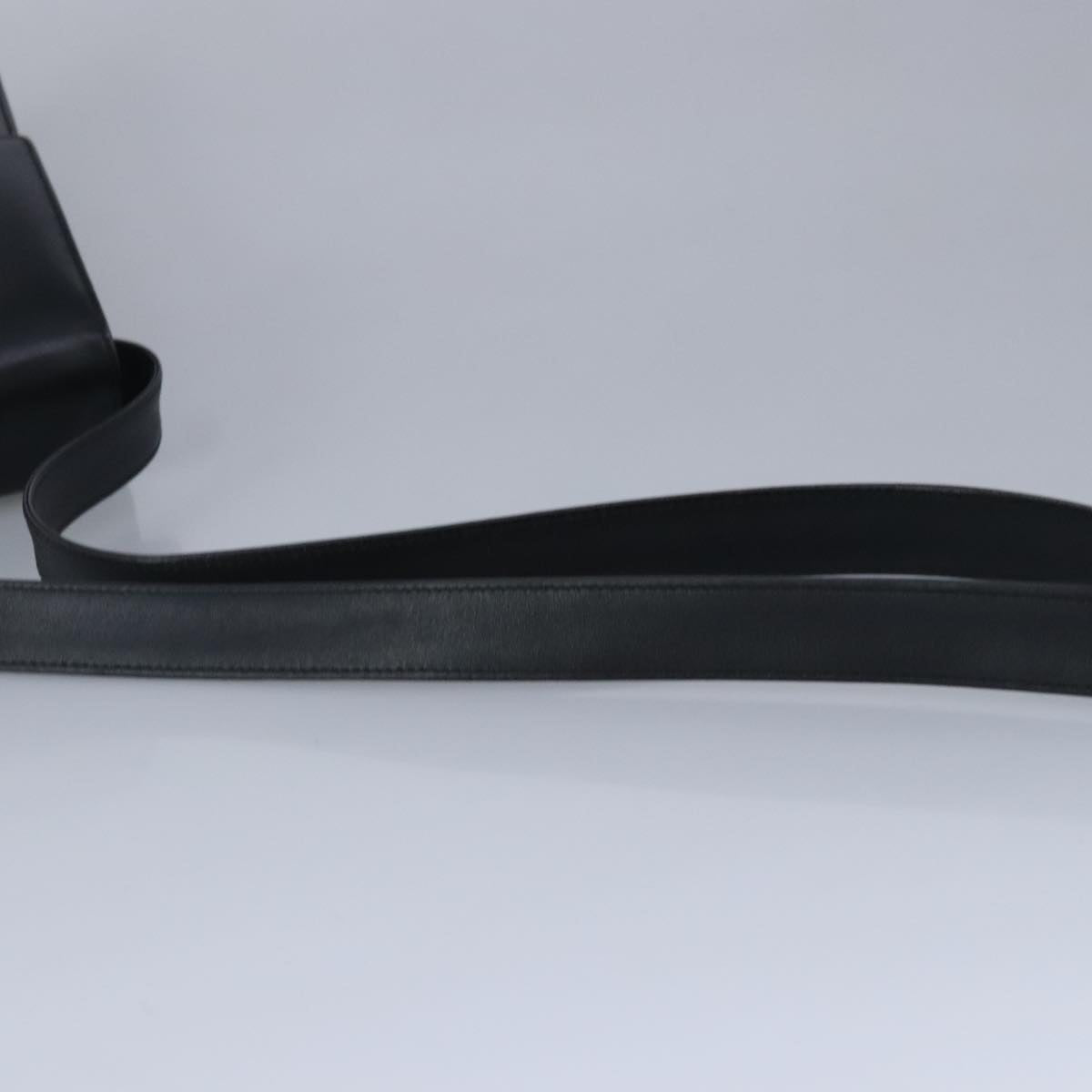 Gianni Versace Shoulder Bag Leather Black Gold Auth bs20156