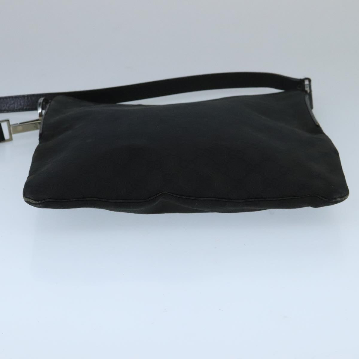 GUCCI GG Canvas Shoulder Bag Black Silver 113013 Auth bs20185