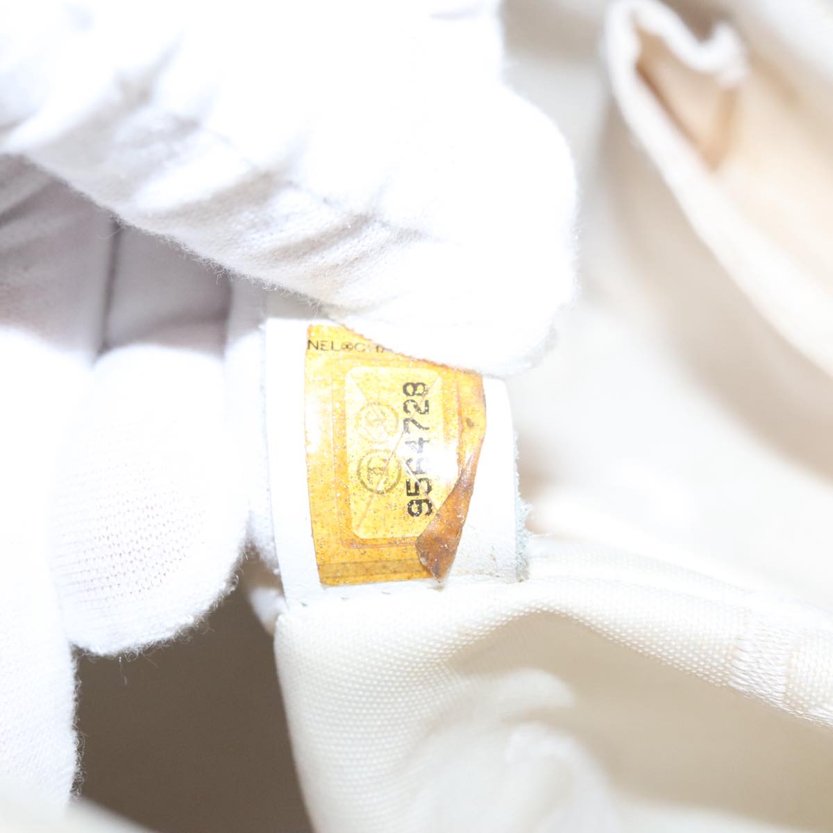 CHANEL Triple Coco Tote Bag Enamel White CC Auth bs20805