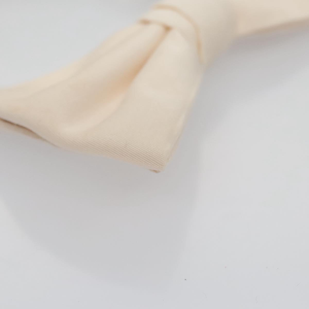LOUIS VUITTON Butterfly Necktie Wool Beige LV Auth bs20886