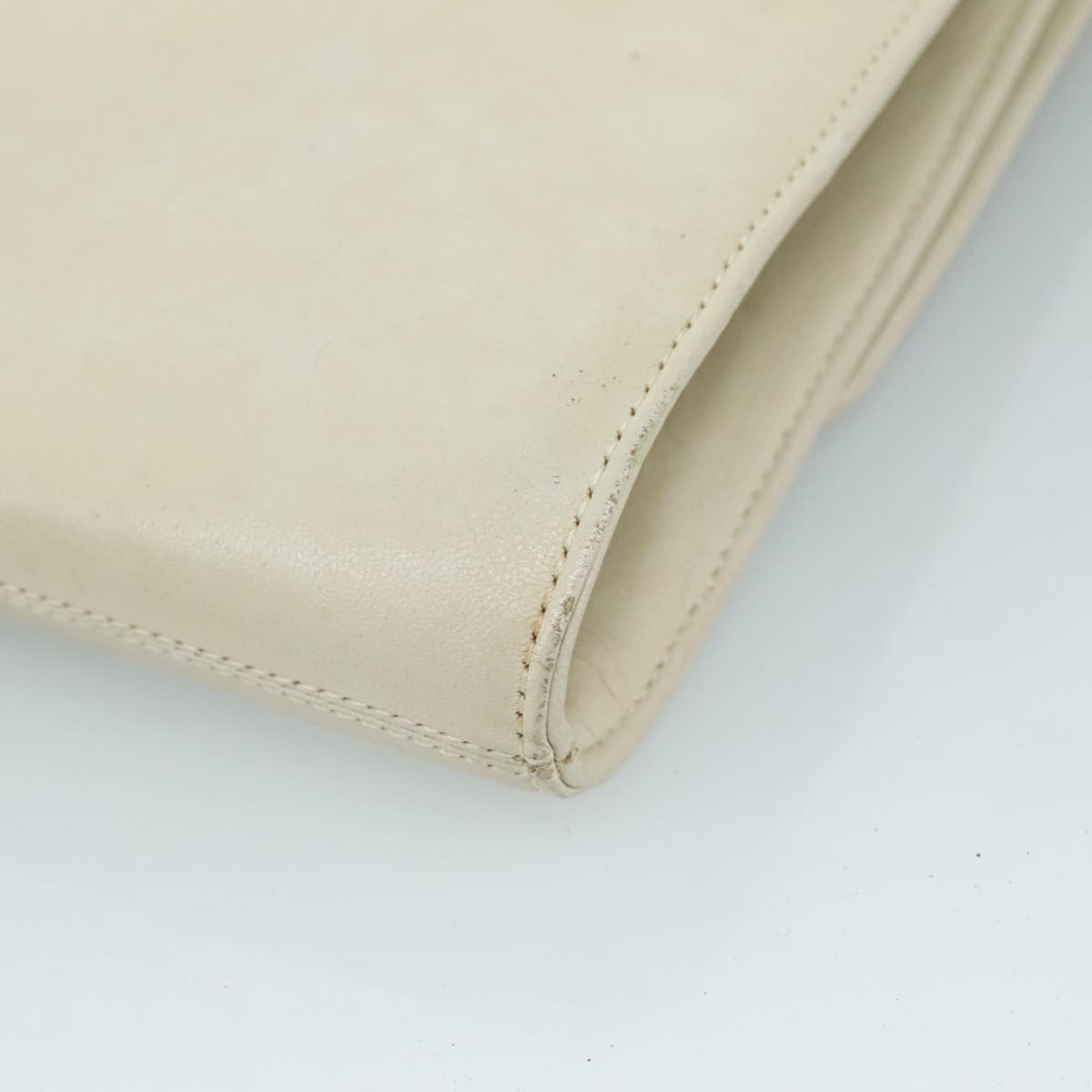 SAINT LAURENT Clutch Bag Leather White Auth bs21008