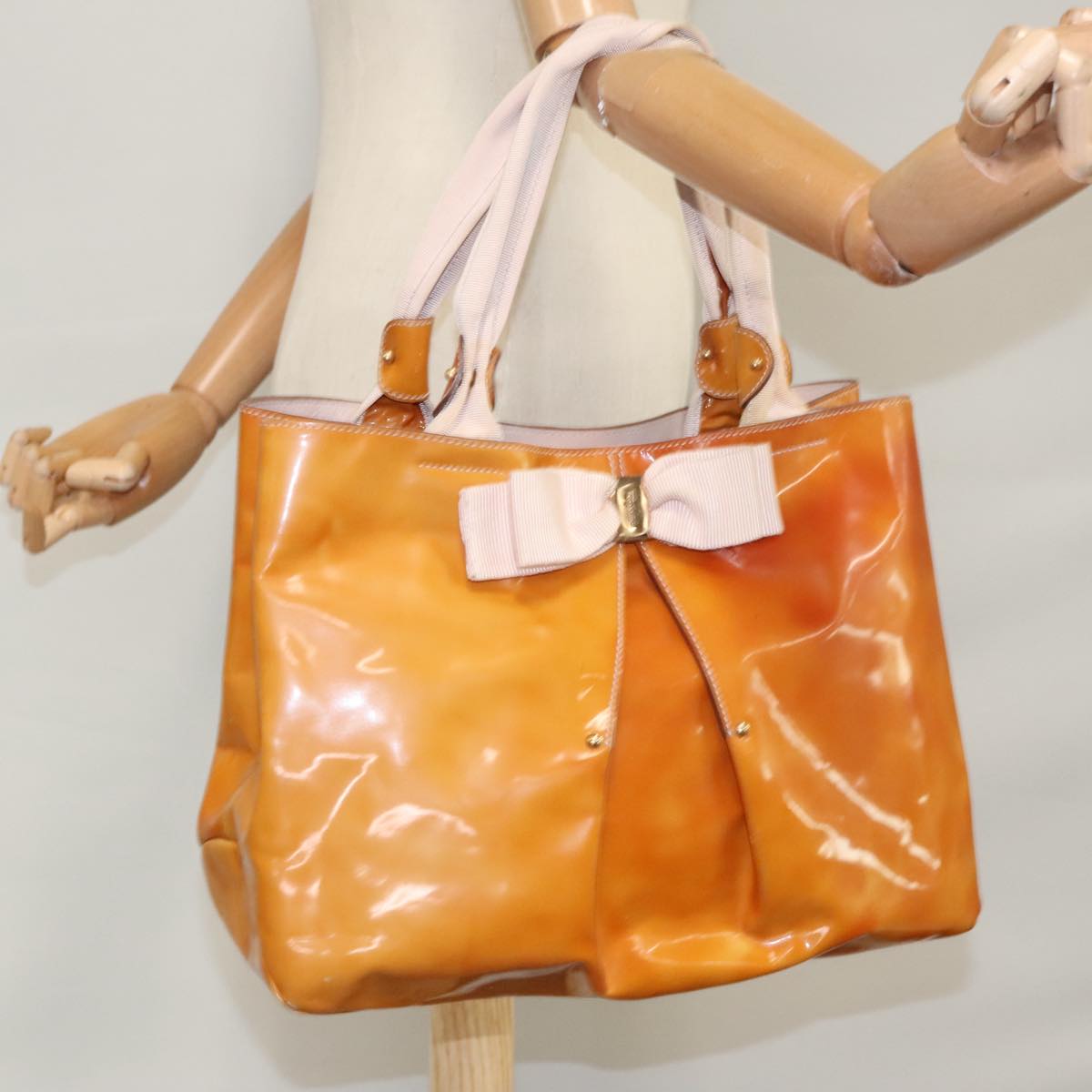 Salvatore Ferragamo Hand Bag Enamel Yellow Auth bs21081