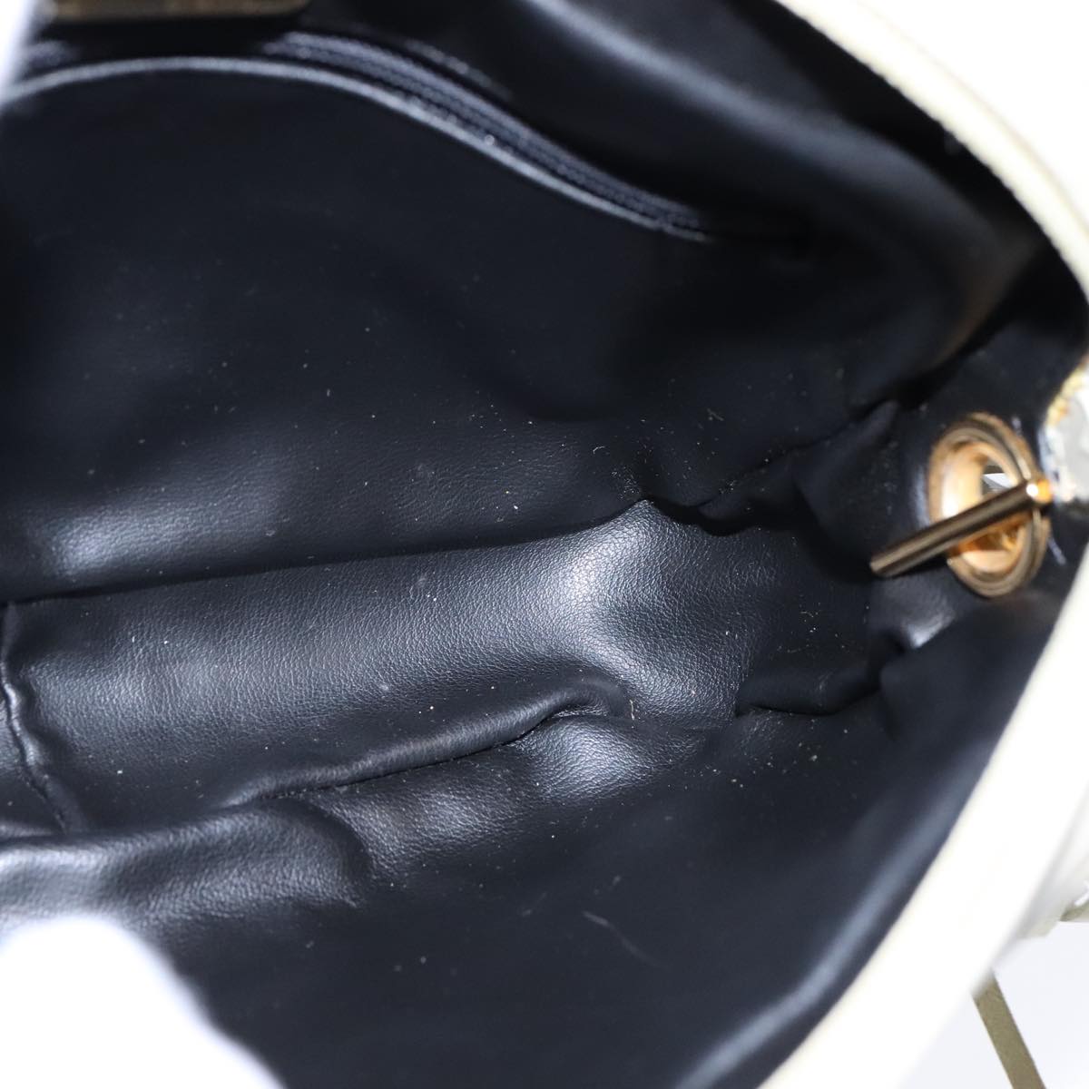 BALLY Chain Quilted Shoulder Bag Leather Beige Gold Auth bs21142