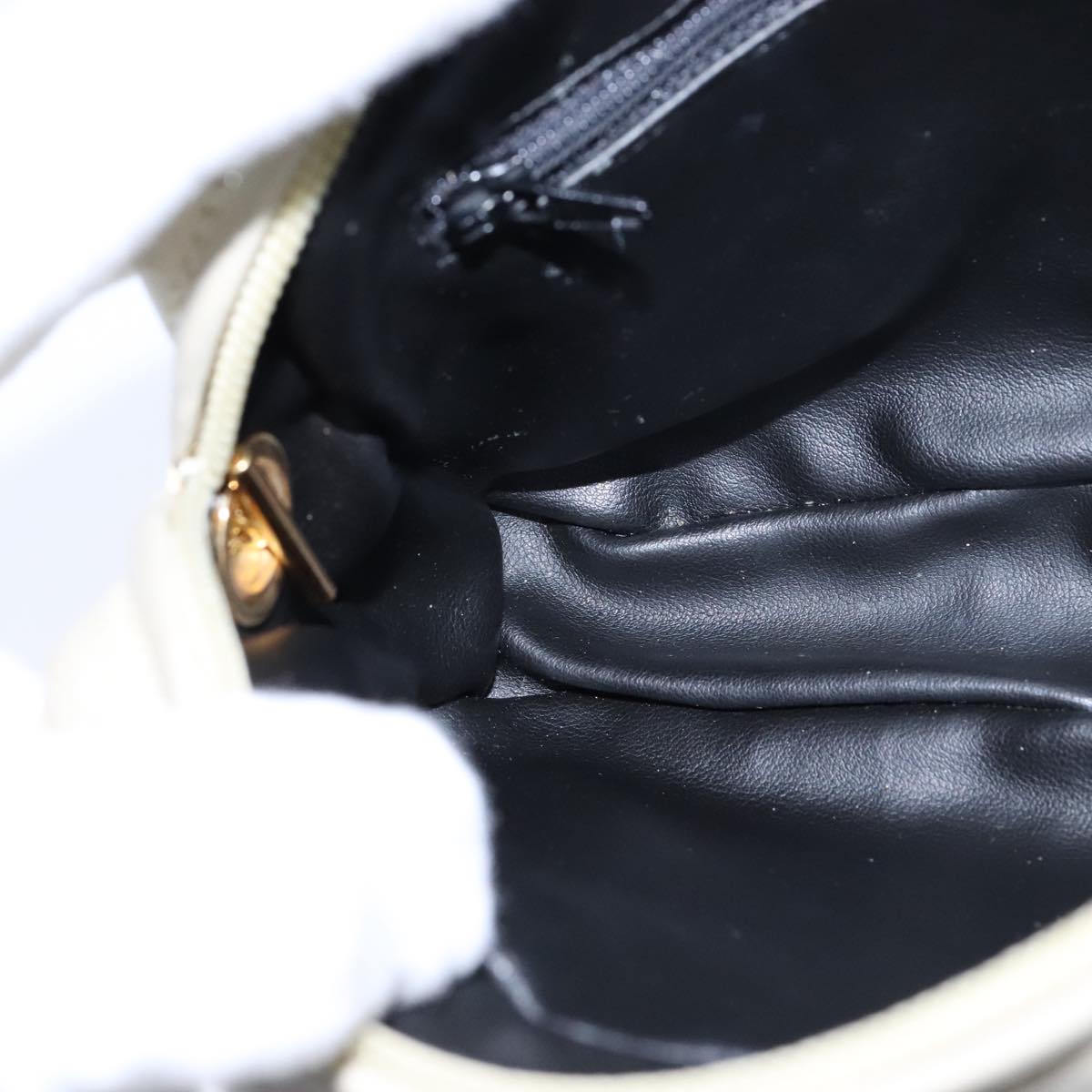 BALLY Chain Quilted Shoulder Bag Leather Beige Gold Auth bs21142