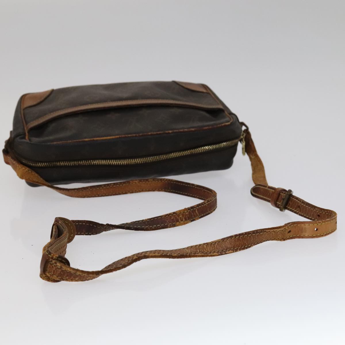 LOUIS VUITTON Monogram Trocadero 27 Shoulder Bag M51274 LV Auth bs21144