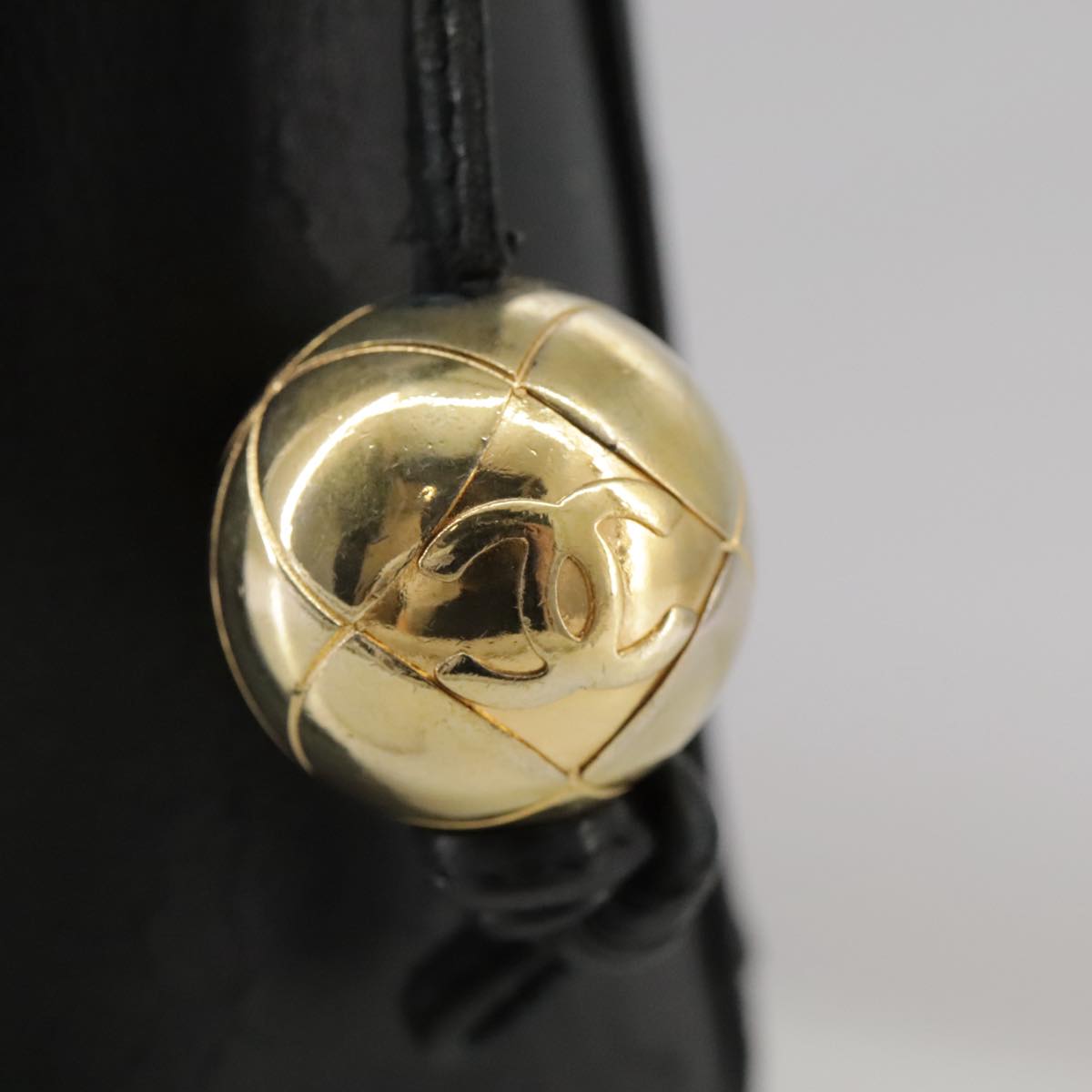 CHANEL V Stitch Hand Bag Leather Black CC Auth bs21163