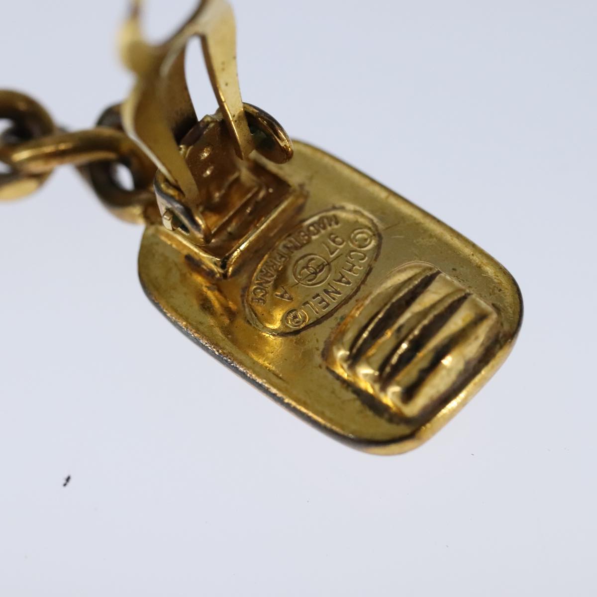 CHANEL Earring metal Gold Tone CC Auth bs21164