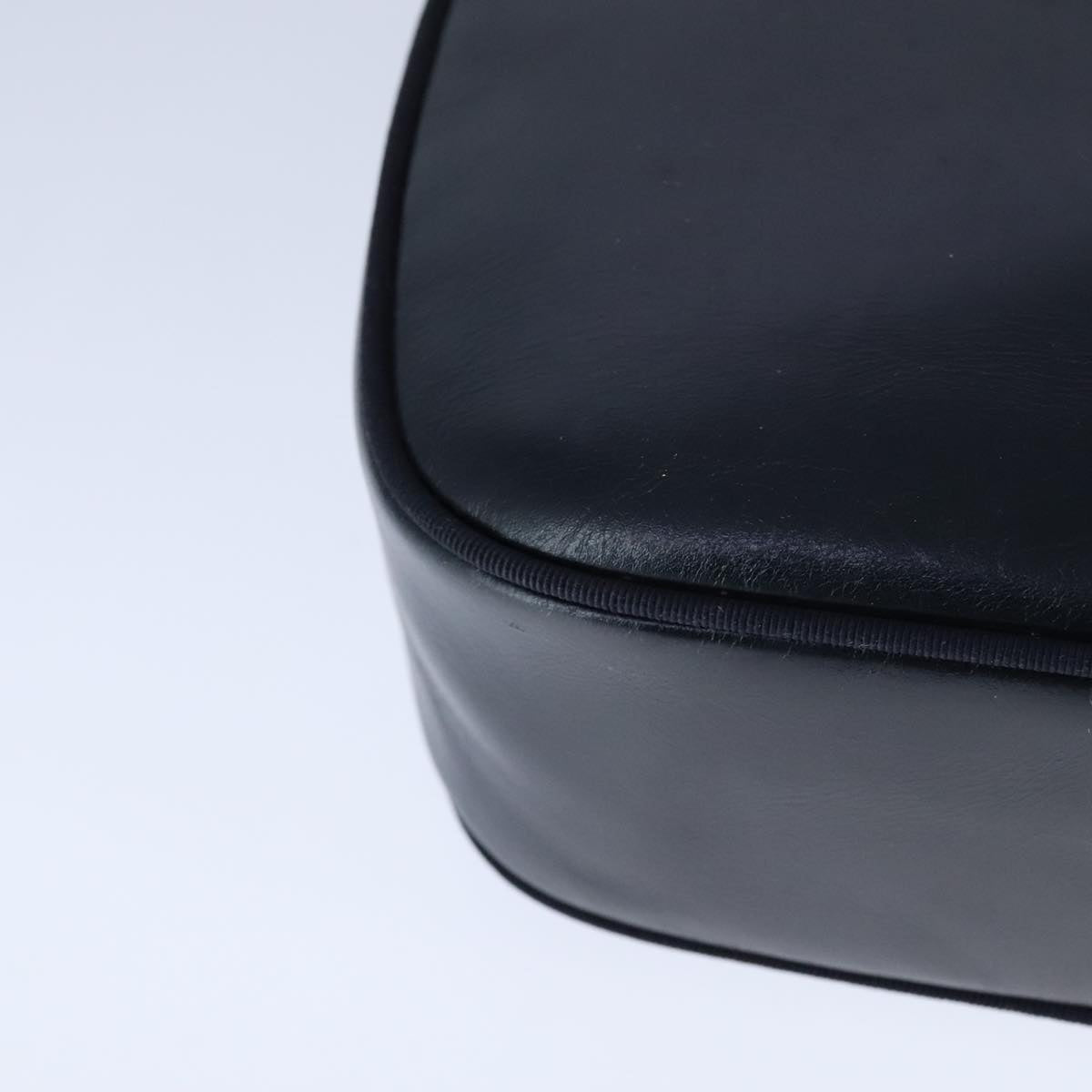 Salvatore Ferragamo Vala Shoulder Bag Leather Navy Gold Auth bs21294