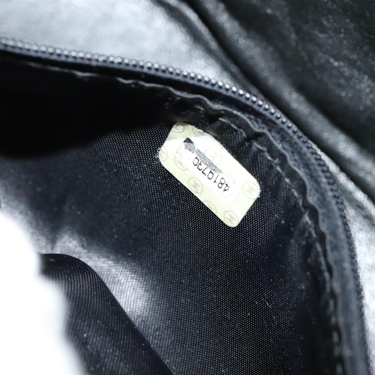 CHANEL Matelasse Shoulder Bag Lamb Skin Gold Black CC Auth bs21318