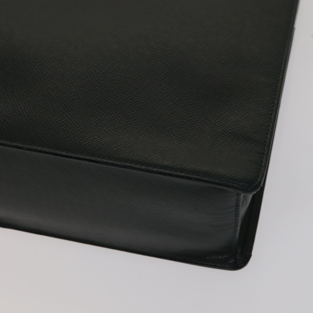 LOUIS VUITTON Taiga Serviette Kazan Business Bag Epicea M30804 LV Auth bs21330