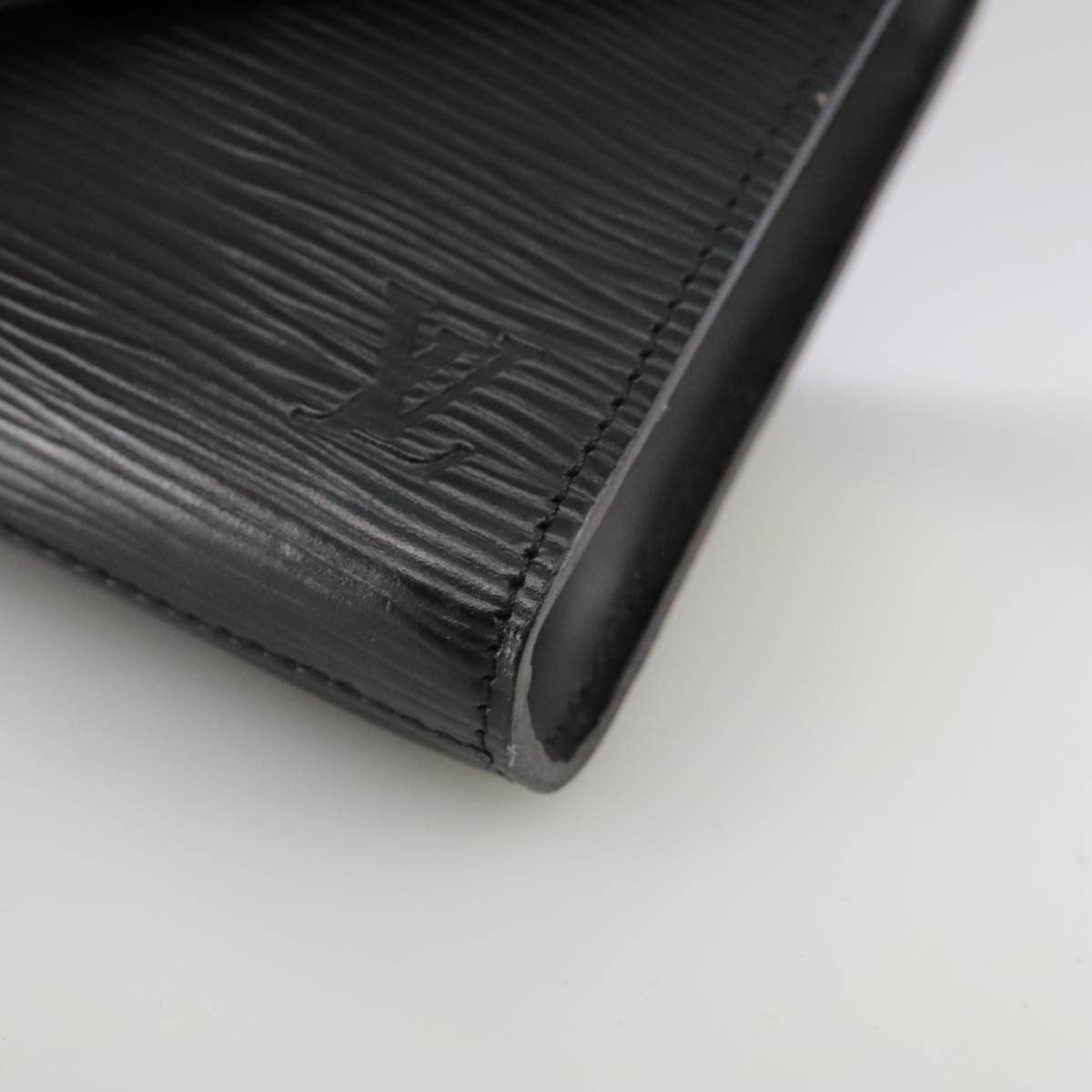 LOUIS VUITTON Epi Art Deco Clutch Bag Black M52632 LV Auth bs21387