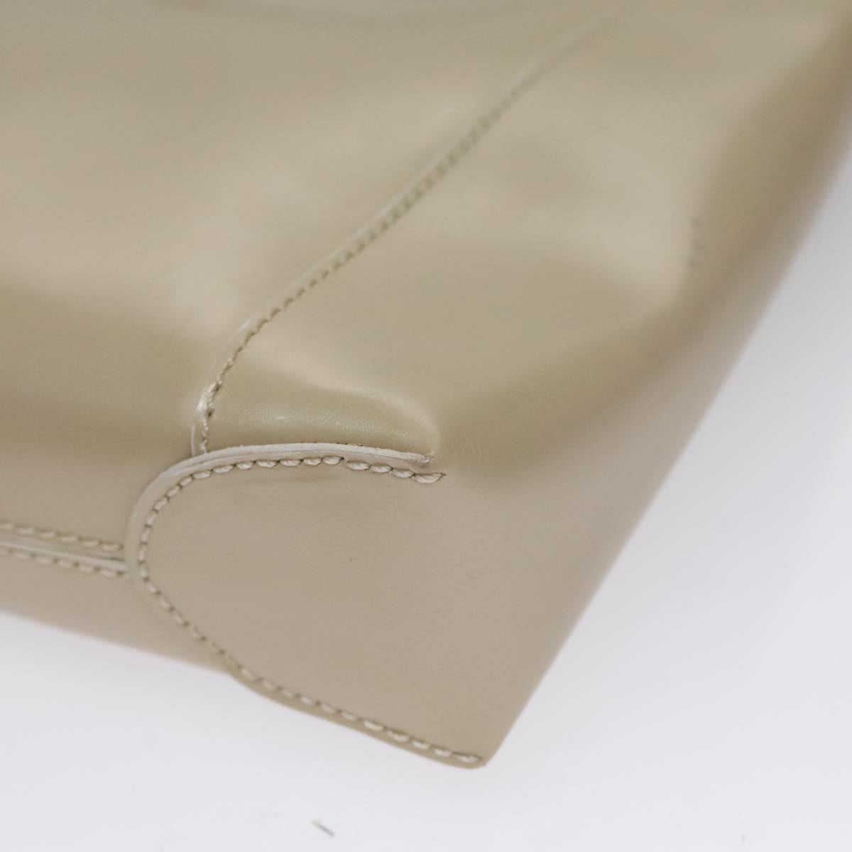 Christian Dior Shoulder Bag Patent leather Beige Silver Auth bs21422