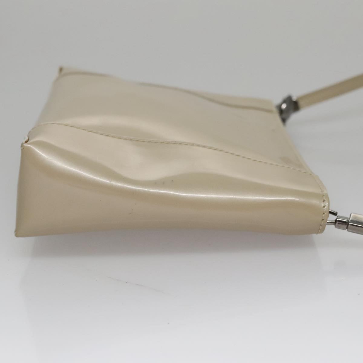 Christian Dior Shoulder Bag Patent leather Beige Silver Auth bs21422