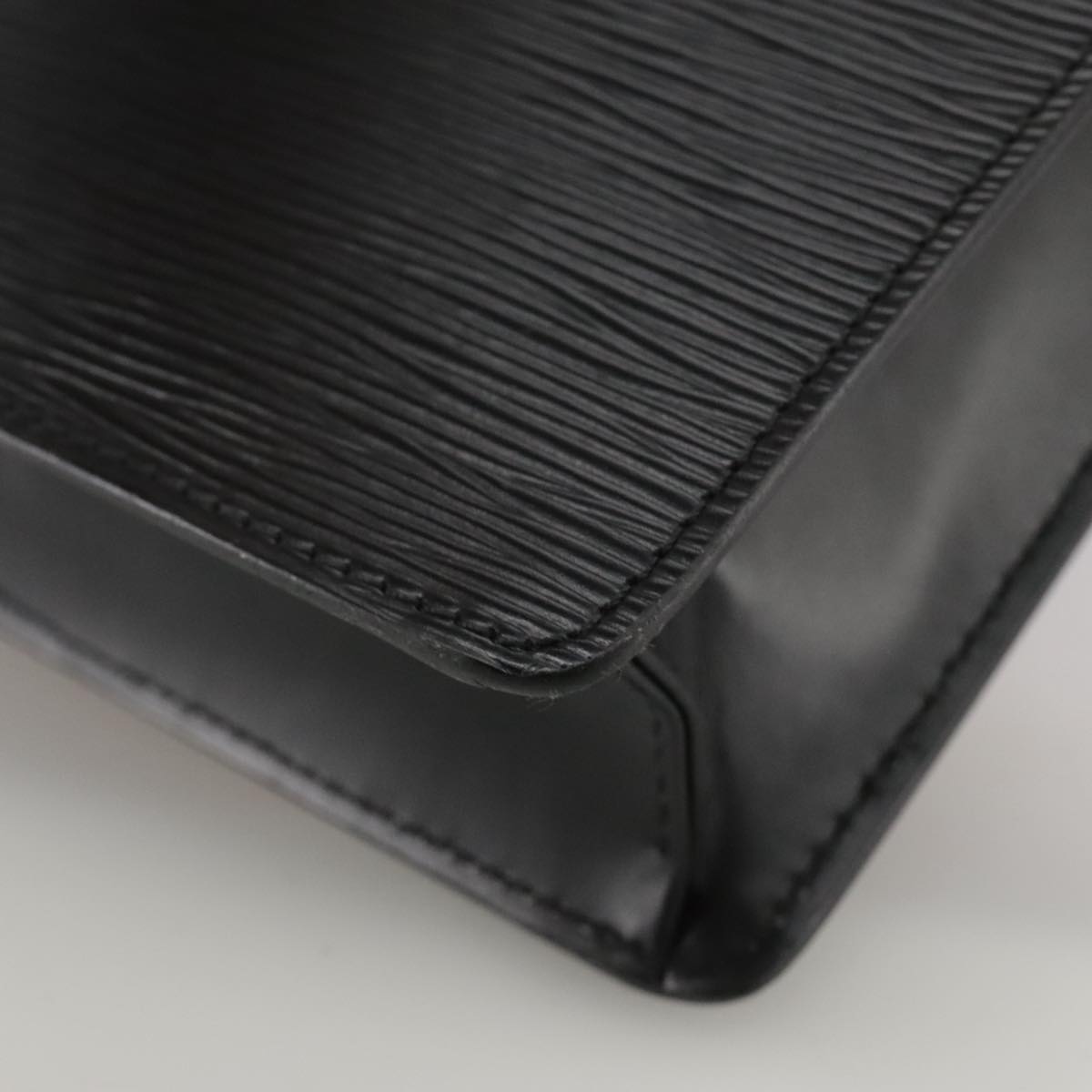 LOUIS VUITTON Epi Pochette Homme Clutch Bag Black Noir M52522 LV Auth bs21484