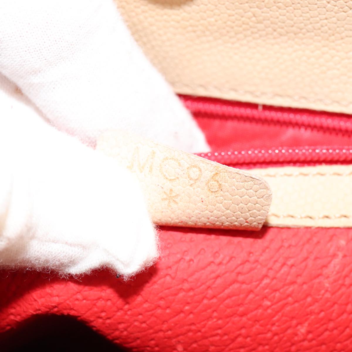 CELINE Shoulder Bag Leather Beige Auth bs21606