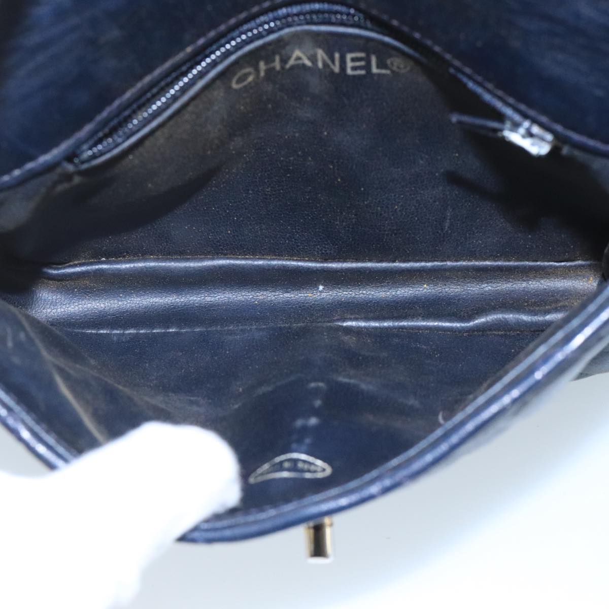 CHANEL Matelasse Waist bag Lamb Skin Navy CC Auth bs21663