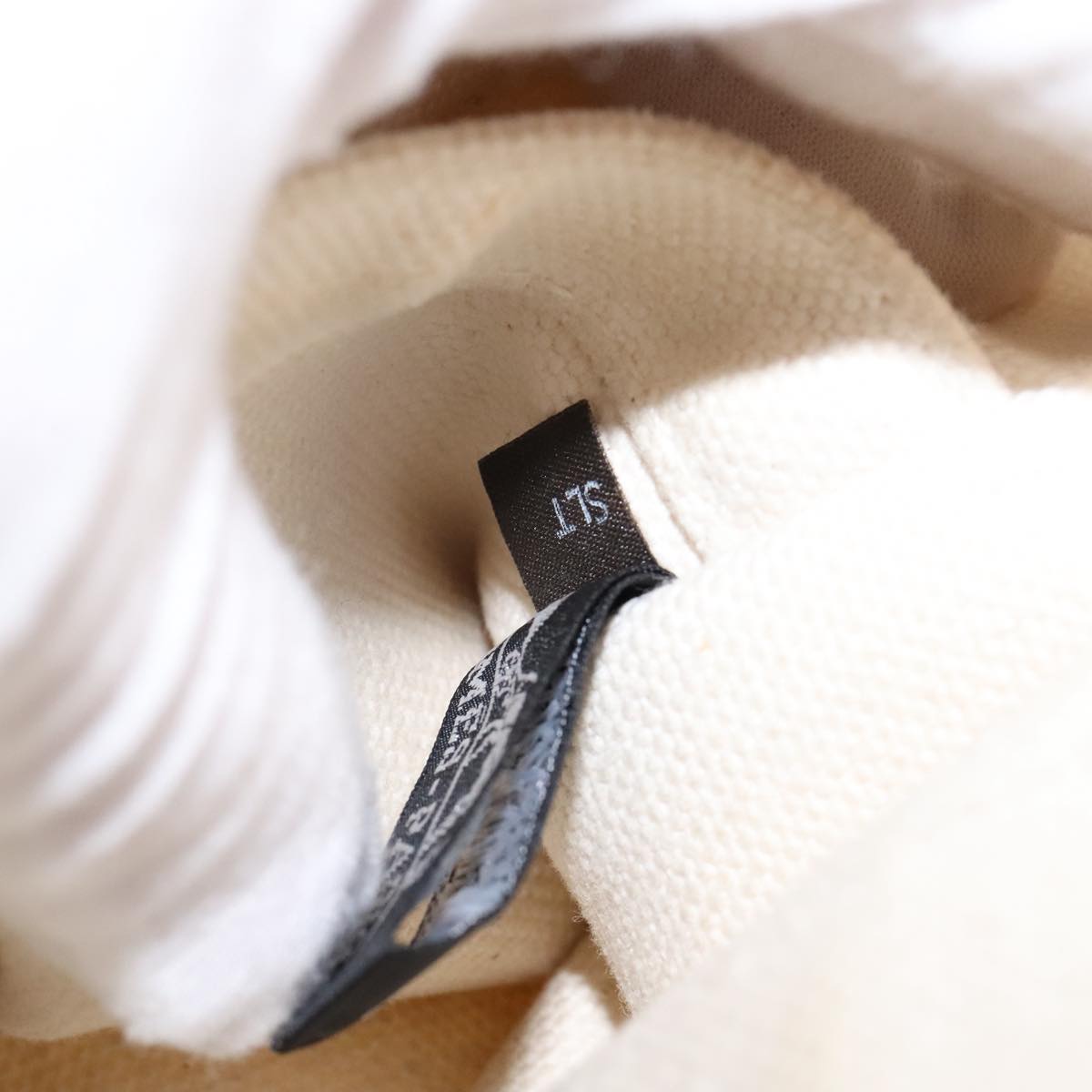 HERMES Bora Bora PM Tote Bag Canvas White Black Silver Auth bs21949