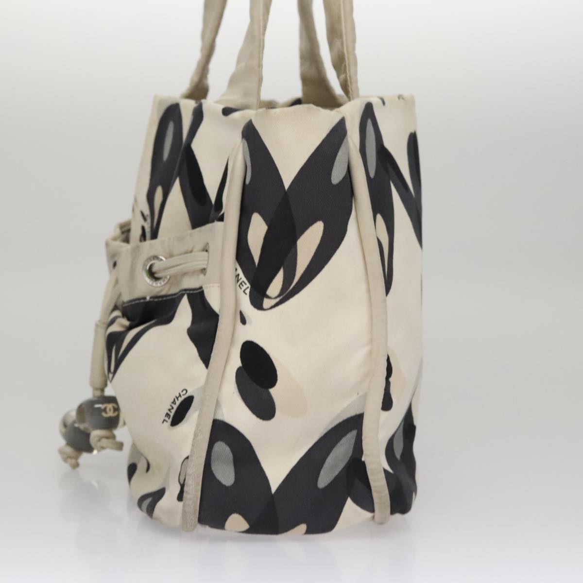 CHANEL Tote Bag Canvas White Black Silver CC Auth bs22011