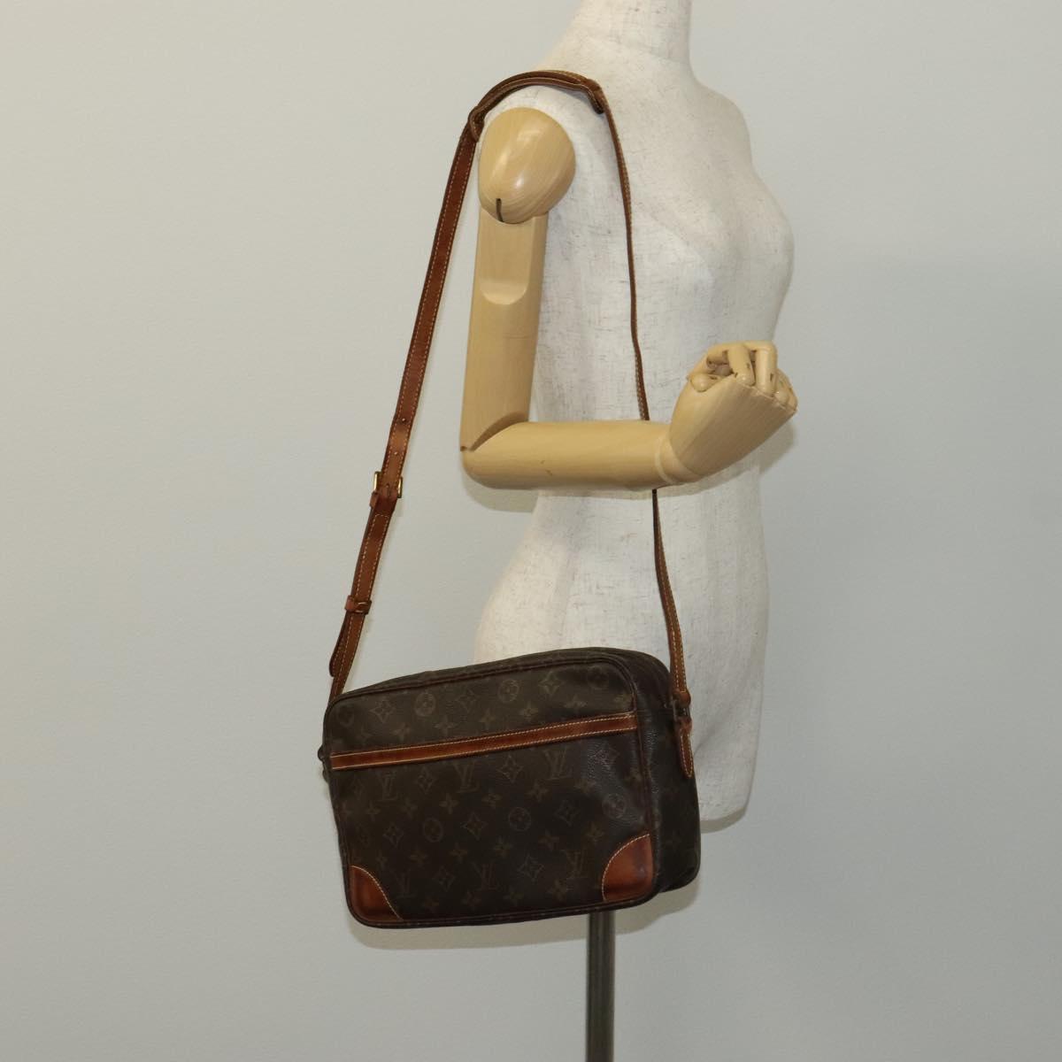 LOUIS VUITTON Monogram Trocadero 30 Shoulder Bag M51272 LV Auth bs22099