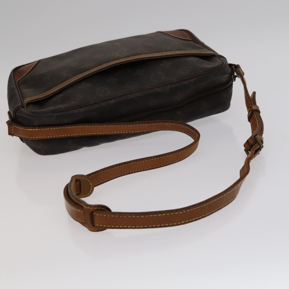 LOUIS VUITTON Monogram Trocadero 30 Shoulder Bag M51272 LV Auth bs22099
