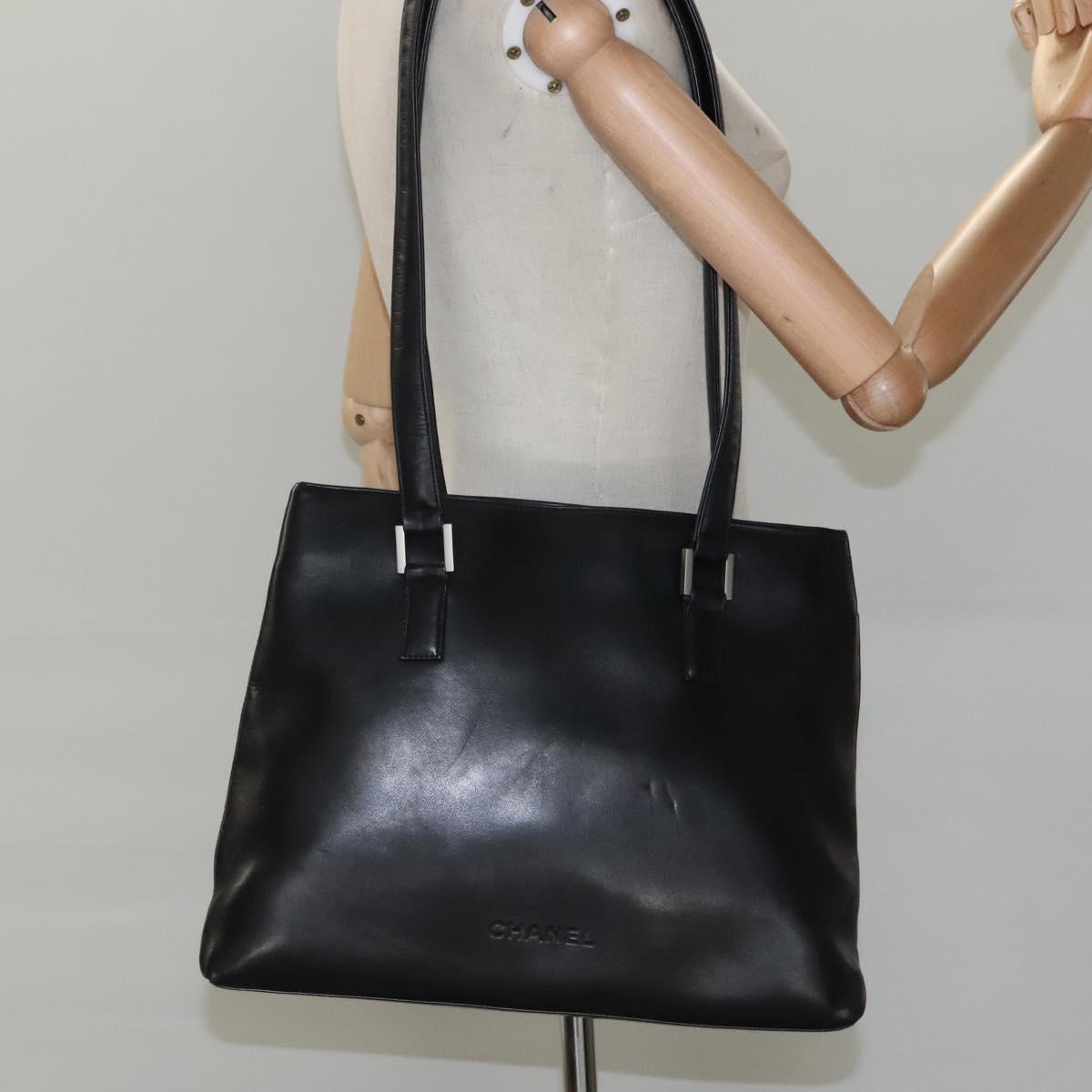 CHANEL Shoulder Bag Leather Black CC Auth bs22384