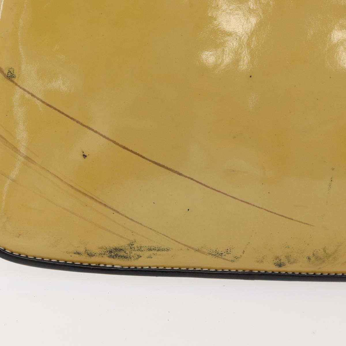 CHANEL Chain Shoulder Bag Patent leather Yellow Gold CC Auth bs22911