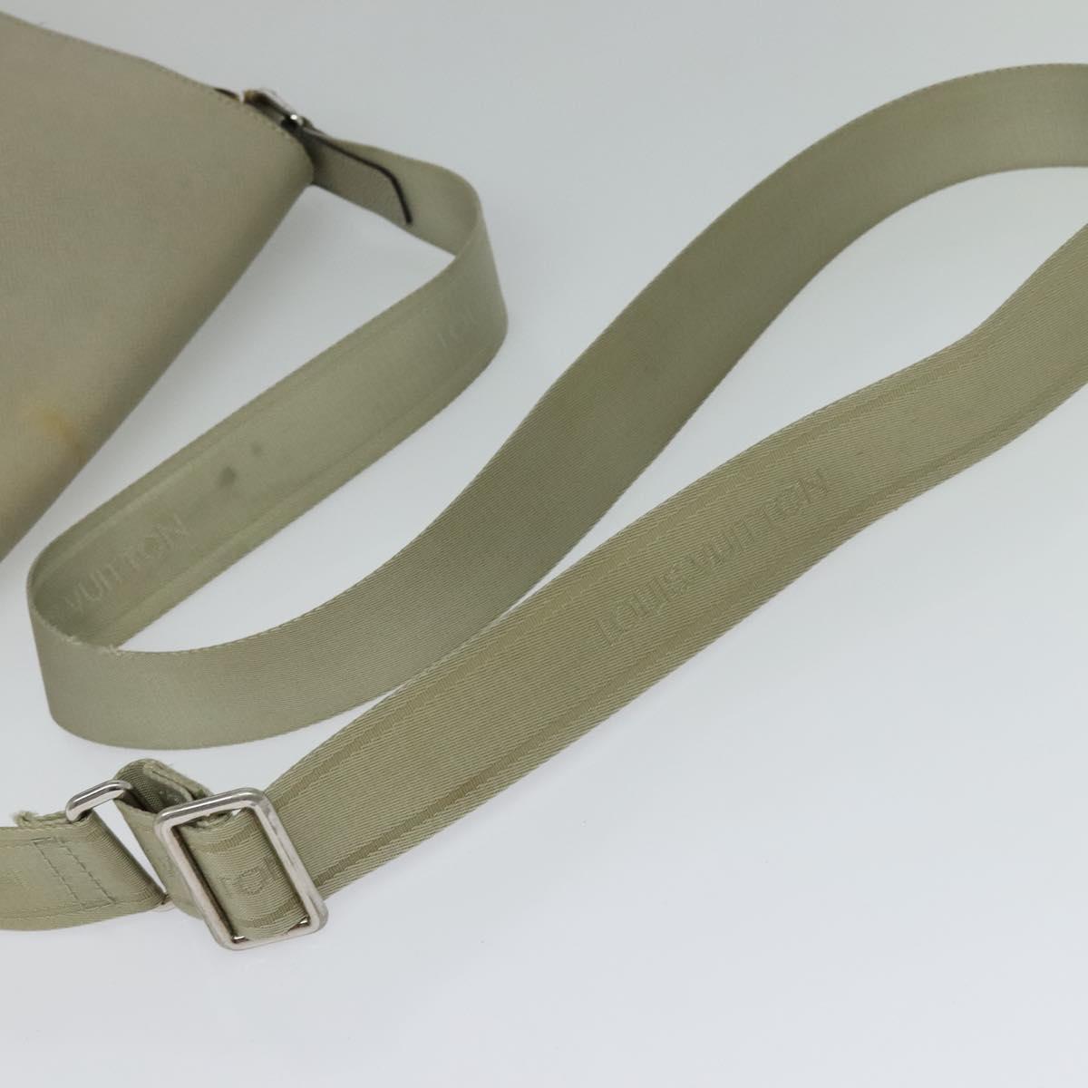 LOUIS VUITTON Taiga Milo Shoulder Bag Porer M32633 LV Auth bs24258