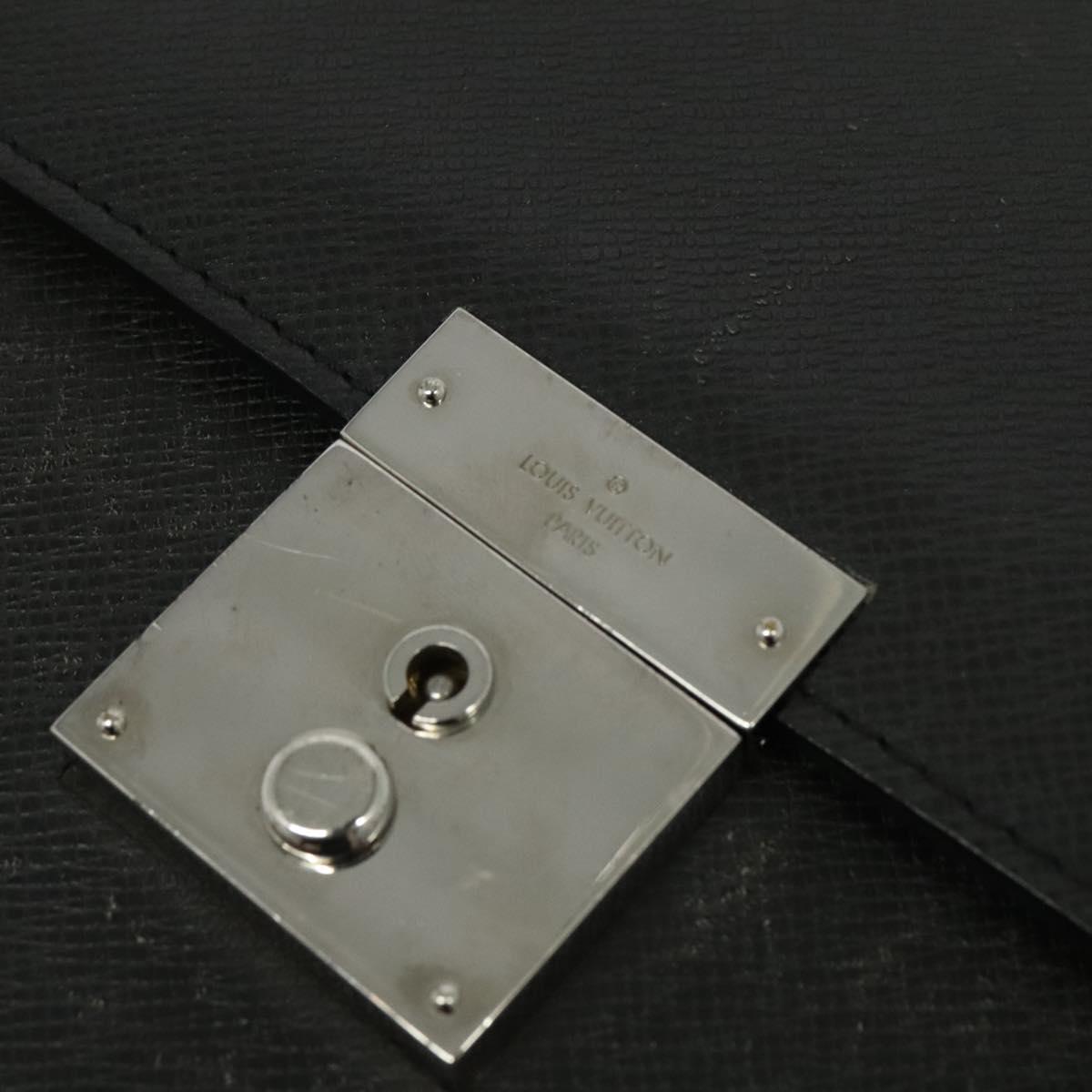 LOUIS VUITTON Taiga Neo Robusto 1 Business Bag Boreal M32659 LV Auth bs24818