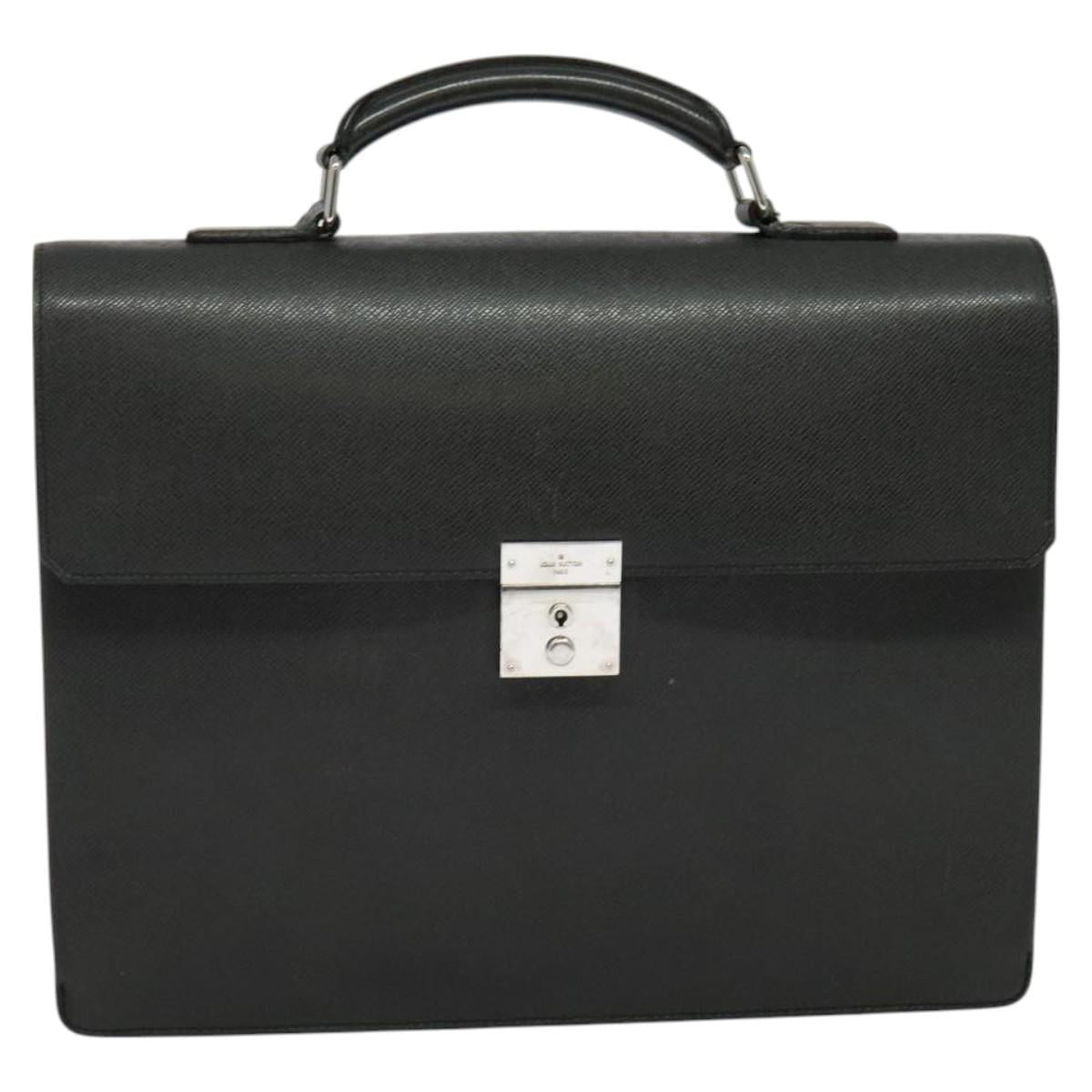 LOUIS VUITTON Taiga Neo Robusto 1 Business Bag Boreal M32659 LV Auth bs24818