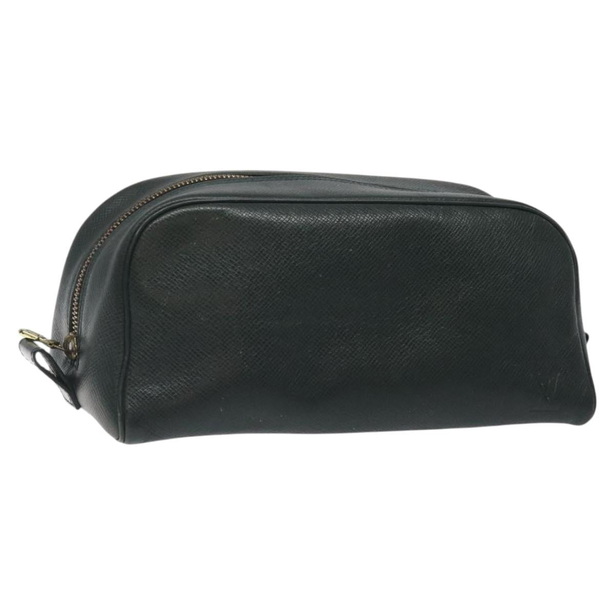 LOUIS VUITTON Taiga Trousse Toilette PM Clutch Bag Epicea M30224 LV Auth bs25175