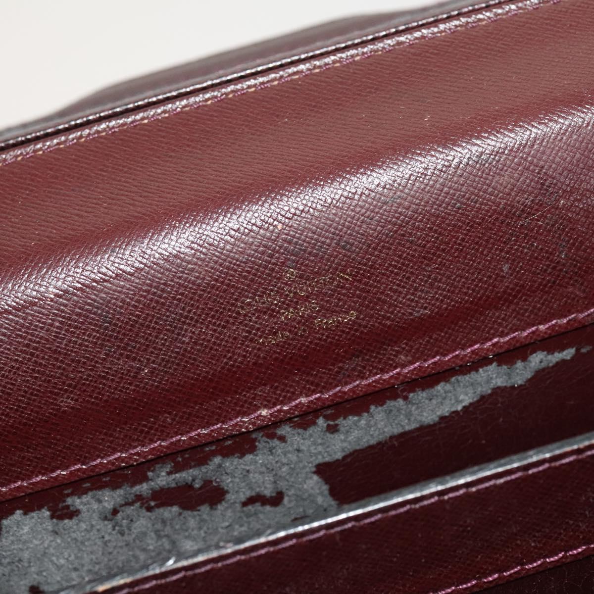 LOUIS VUITTON Taiga Leather Ural Briefcase Acajou M30026 LV Auth bs25184