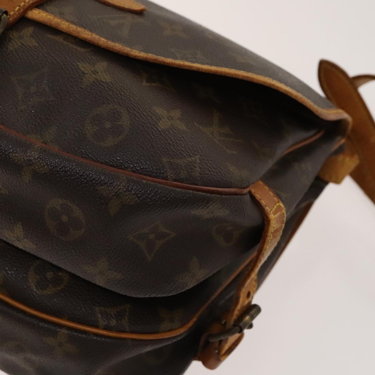 LOUIS VUITTON Monogram Saumur 30 Shoulder Bag M42256 LV Auth bs25355