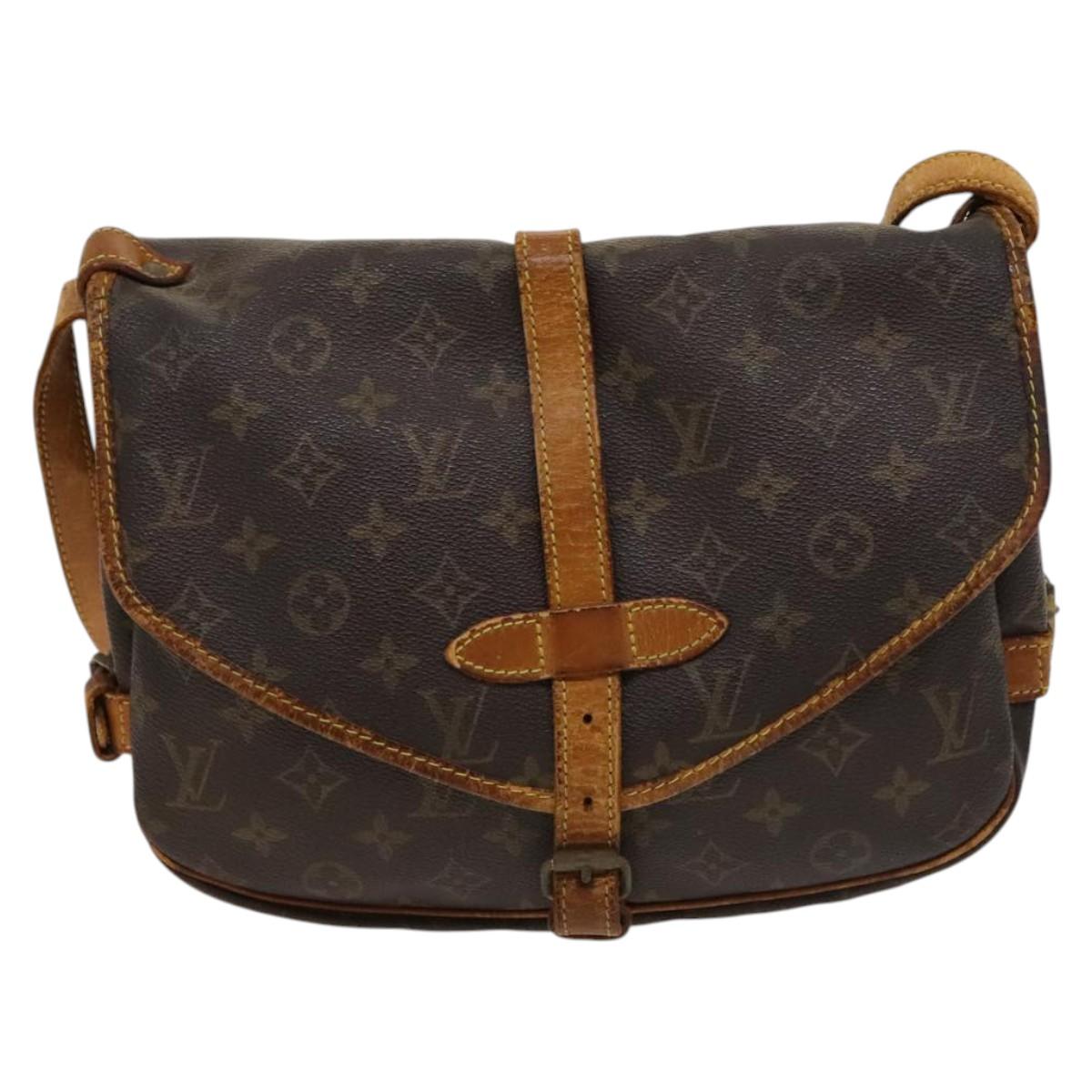 LOUIS VUITTON Monogram Saumur 30 Shoulder Bag M42256 LV Auth bs25355