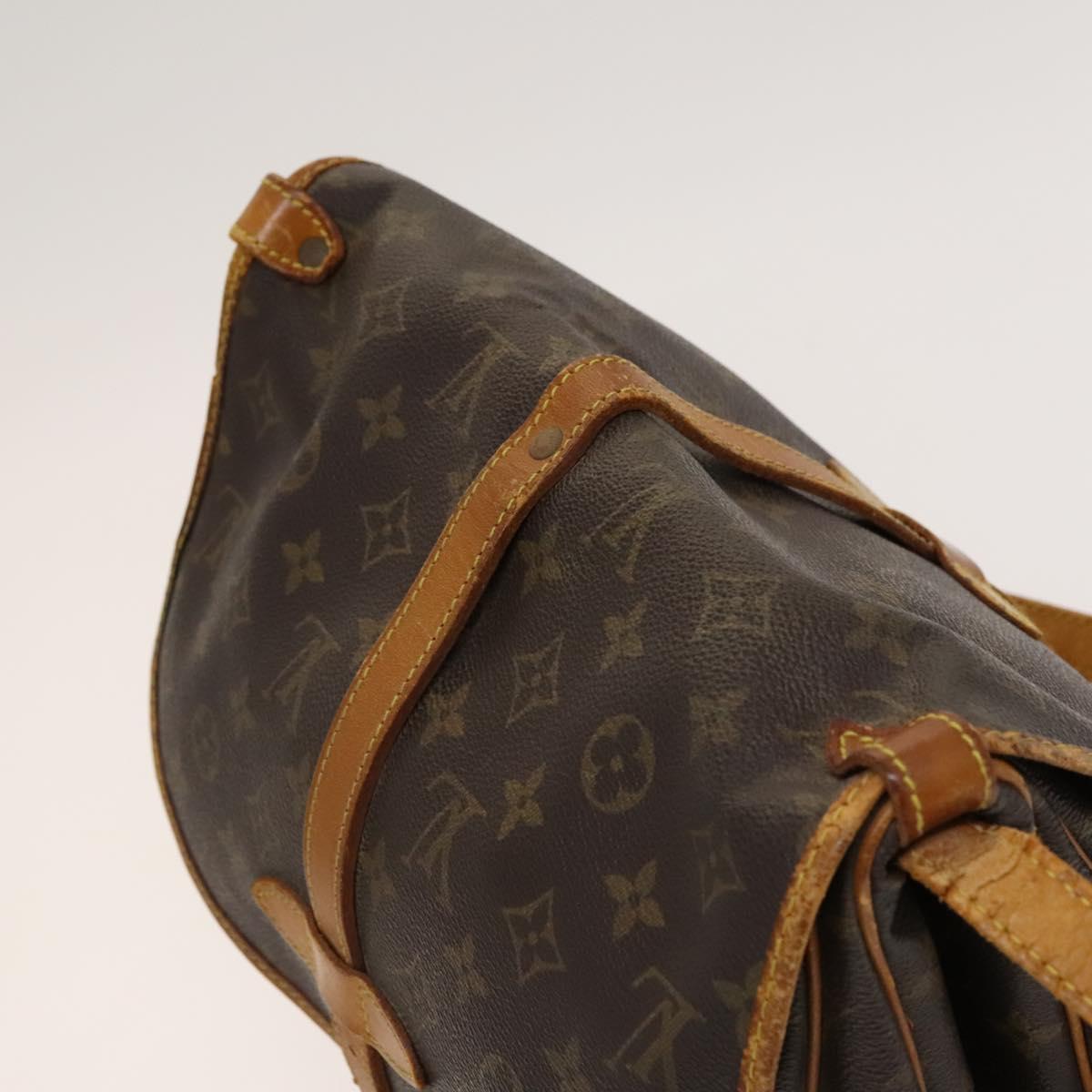 LOUIS VUITTON Monogram Saumur 30 Shoulder Bag M42256 LV Auth bs25355