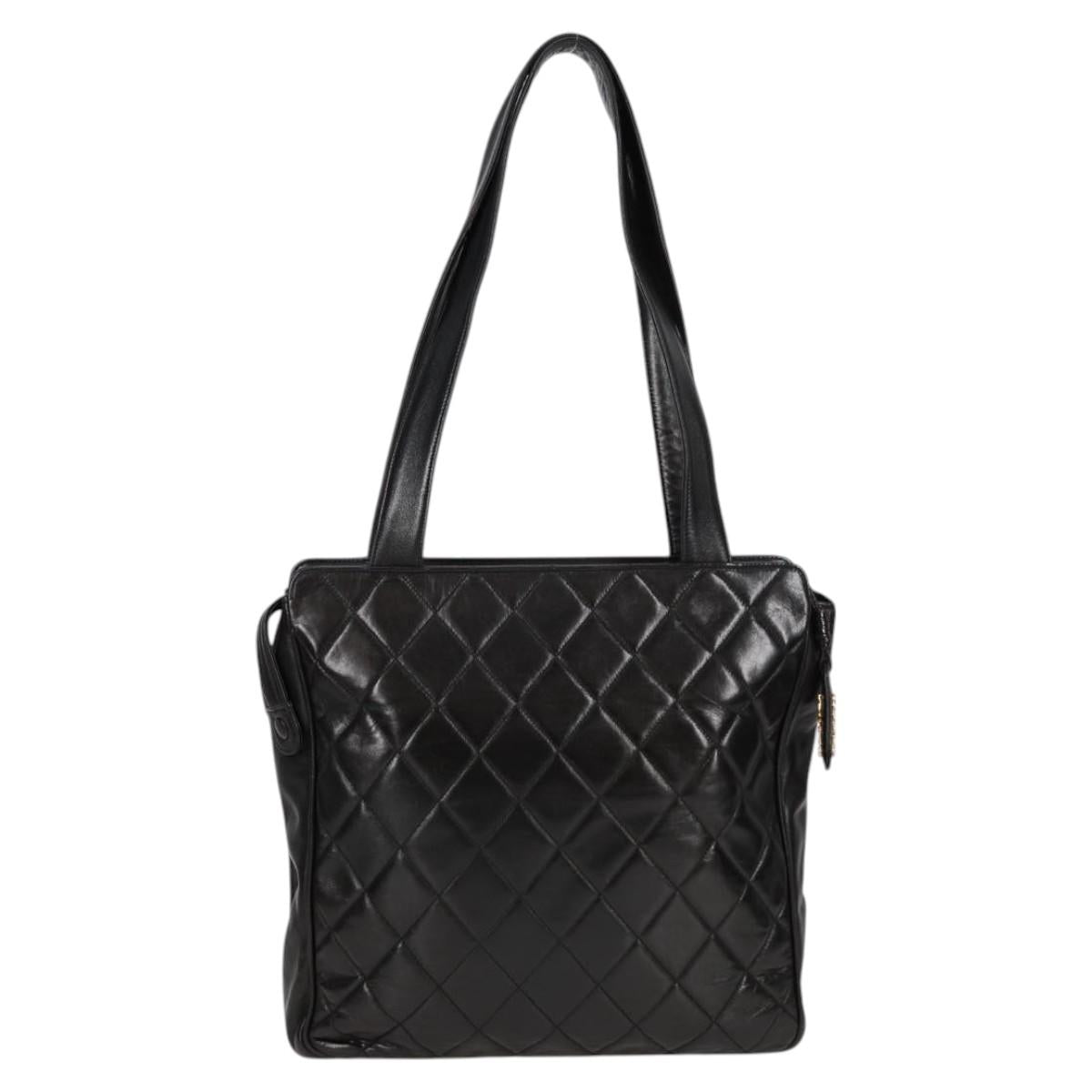 CHANEL Matelasse Tote Bag Lamb Skin Black Gold CC Auth bs25490A