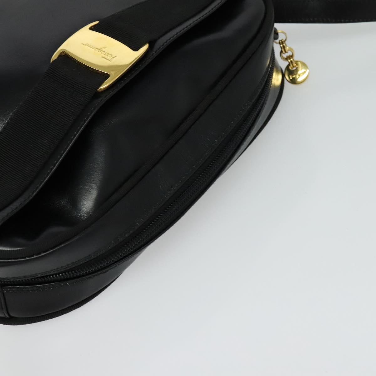 Salvatore Ferragamo Vala Shoulder Bag Leather Black Auth bs25584