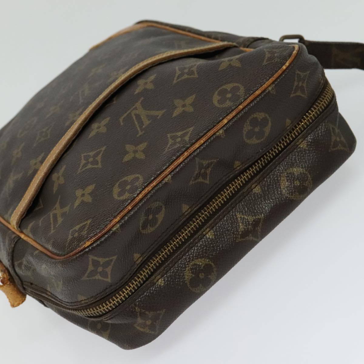 LOUIS VUITTON Monogram Danube MM Shoulder Bag M45264 LV Auth bs26532