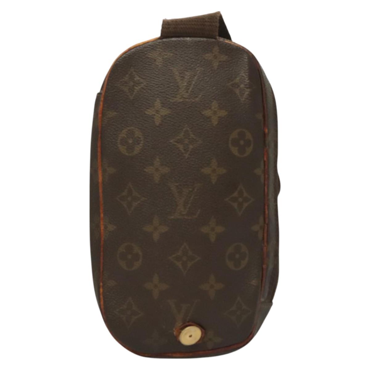 LOUIS VUITTON Monogram Pochette Gange Shoulder Bag M51870 LV Auth bs26814
