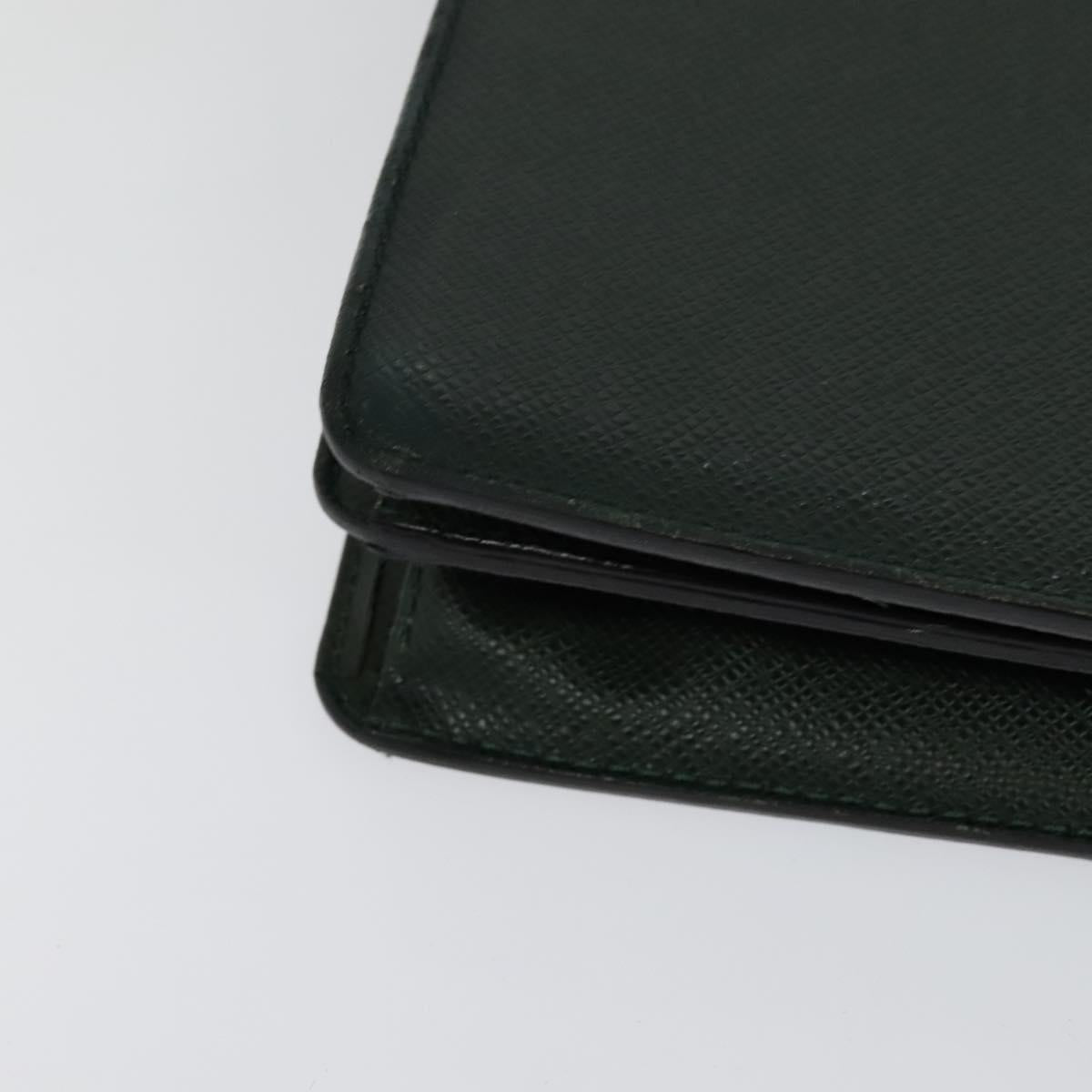 LOUIS VUITTON Taiga Robusto 2 Hand Bag Epicea M3104P LV Auth bs26831