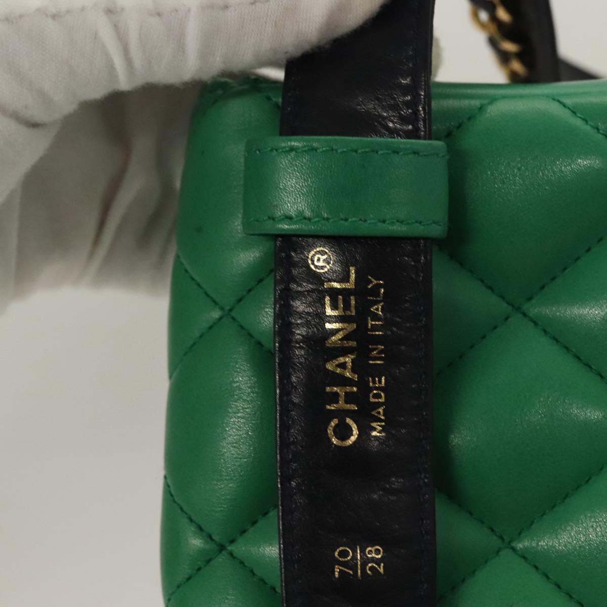 CHANEL Matelasse Waist bag Lamb Skin Red Gold Green CC Auth bs26866