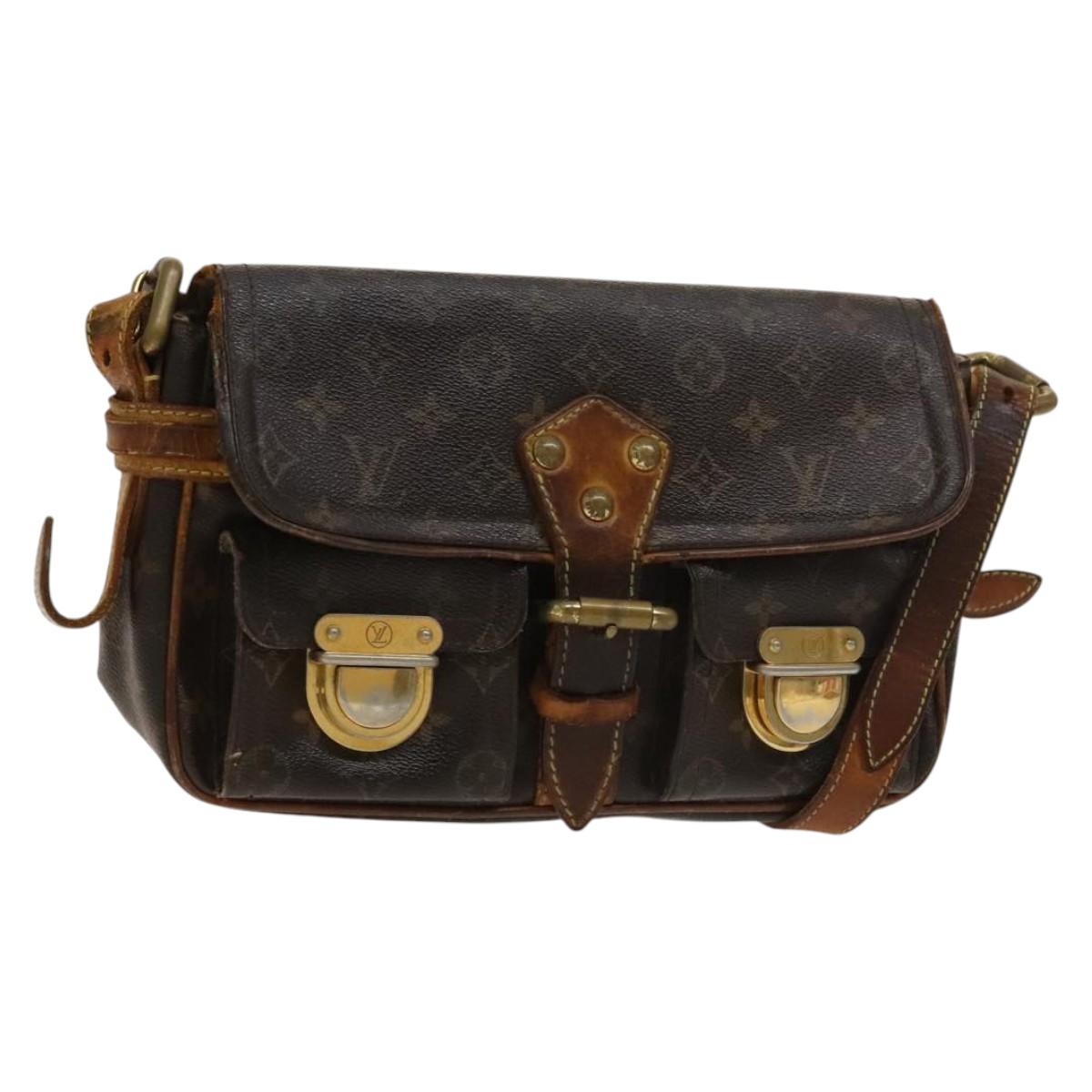 LOUIS VUITTON Monogram Hudson PM Shoulder Bag M40027 LV Auth bs27036