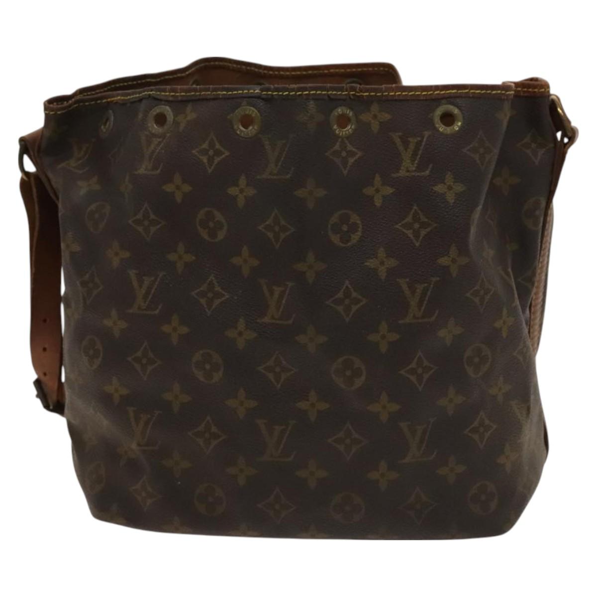 LOUIS VUITTON Monogram Petit Noe Shoulder Bag M42226 LV Auth bs27038