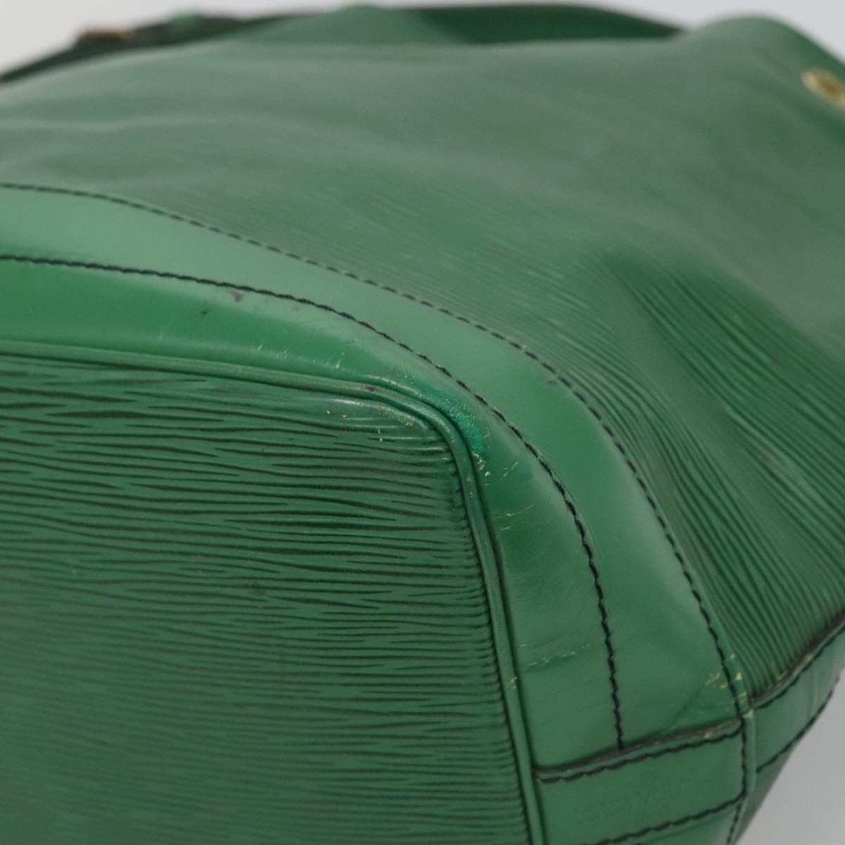 LOUIS VUITTON Epi Noe Shoulder Bag Green M44004 LV Auth bs27263