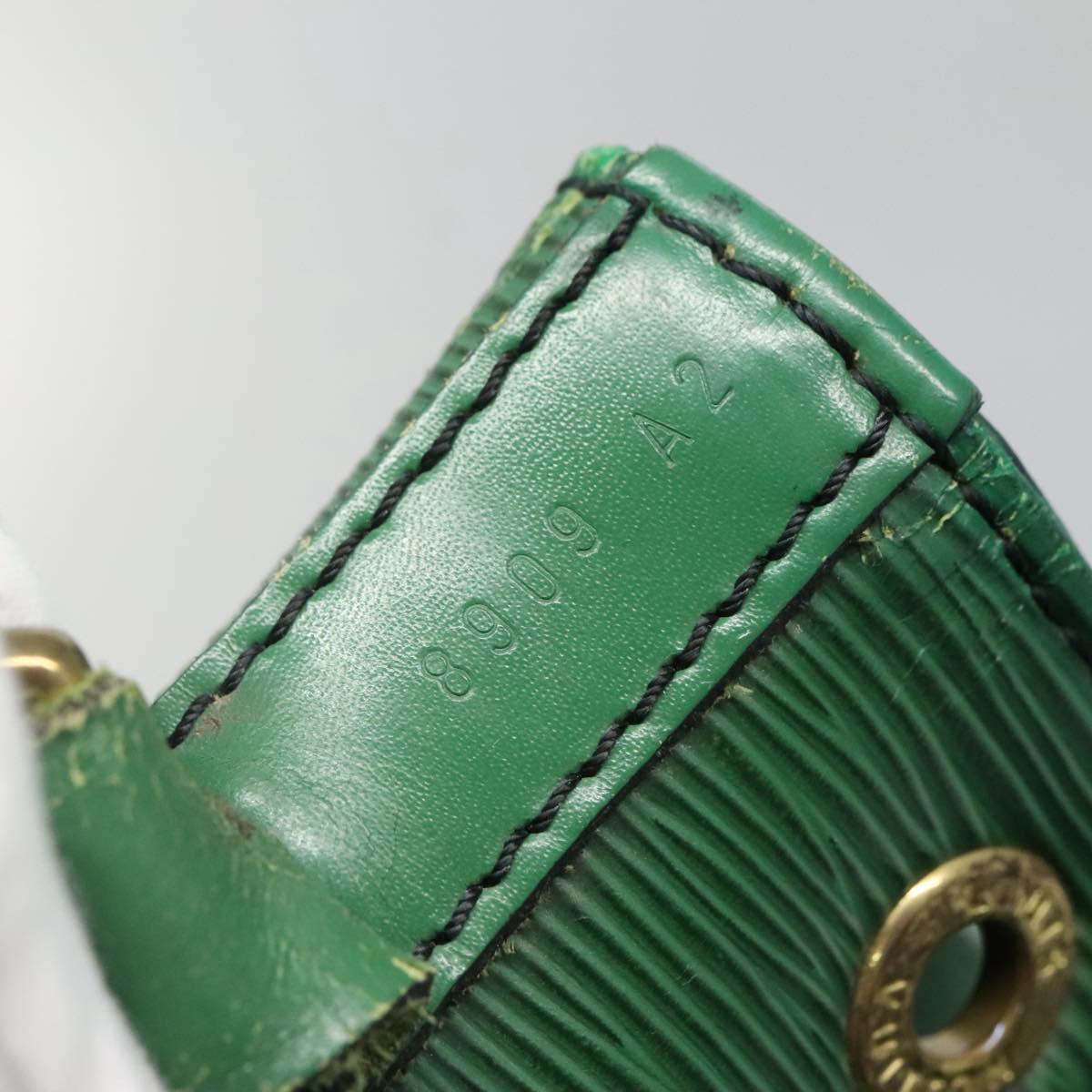 LOUIS VUITTON Epi Noe Shoulder Bag Green M44004 LV Auth bs27263